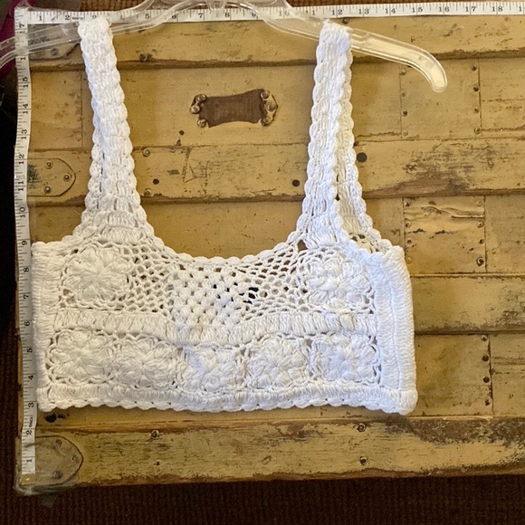 MAJORELLE REVOLVE BRAND STRETCH BOHO WHITE CROCHET KNIT  BODYCON CROP TOP - Picture 7 of 14